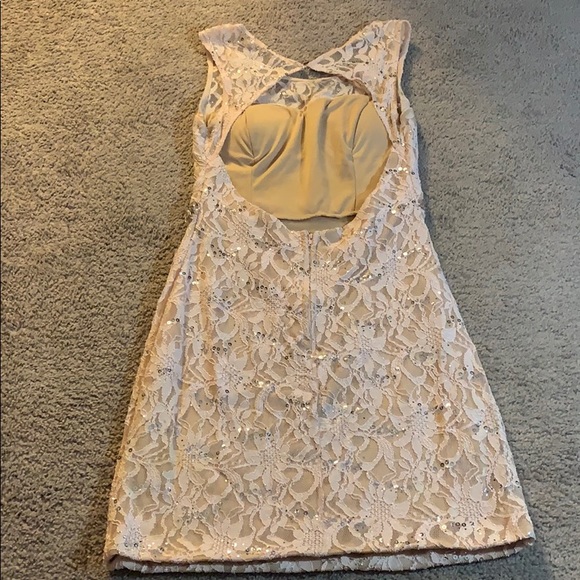 Lace, sequins, backless and beautiful - Picture 2 of 2